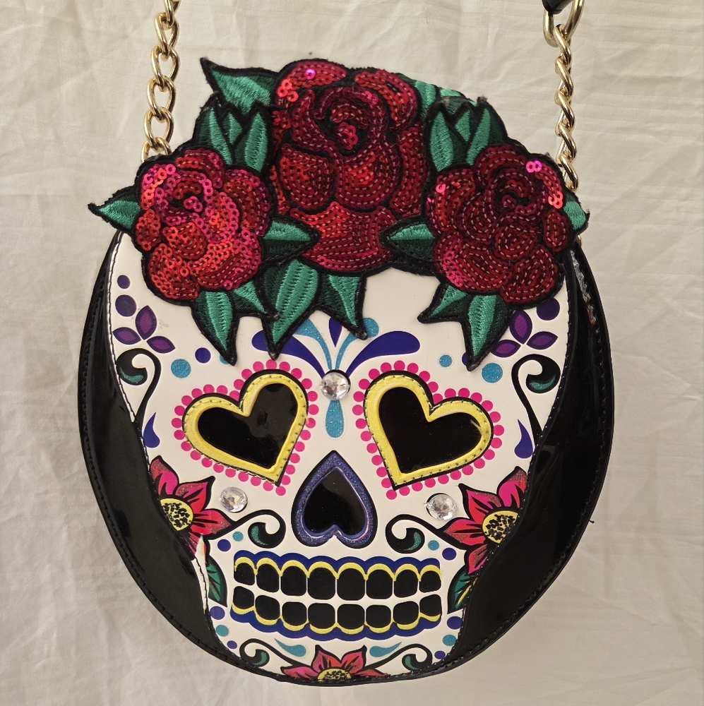 Betsey Johnson Skull Crossbody Bag - Picture 2 of 5